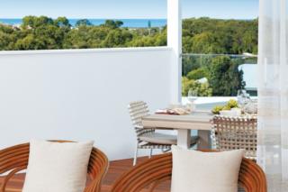 Endeavour Draw 438 Photo